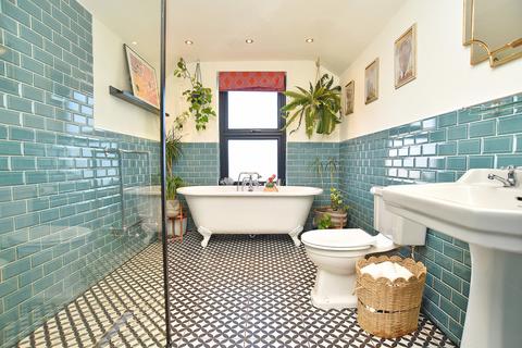 2 bedroom terraced house for sale, Gladstone Street, Harrogate