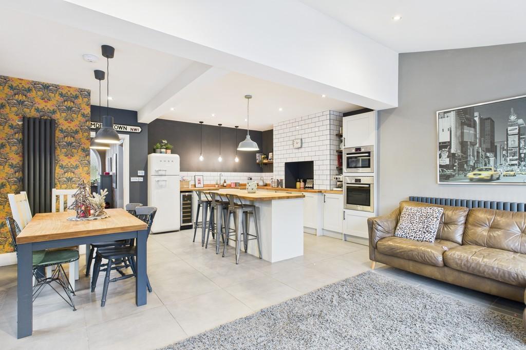 Kitchen Living Area