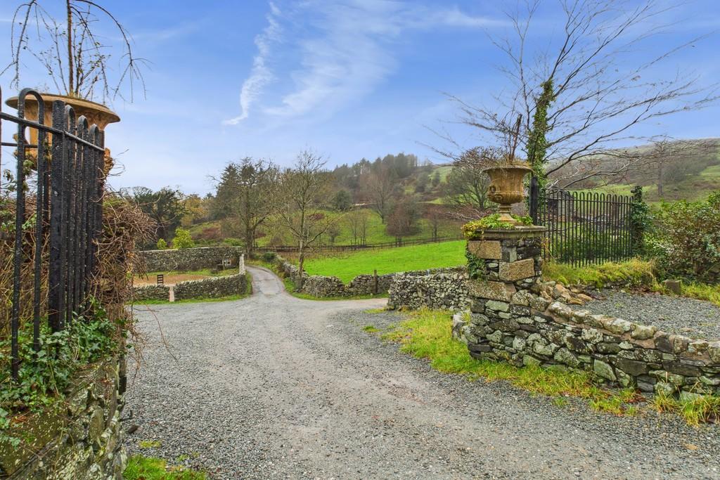 Ashlack Grounds