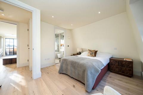 1 bedroom flat for sale, Grafton Road, London W3