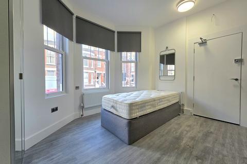 Studio to rent, Lime Hill Road, Tunbridge Wells, Kent, TN1