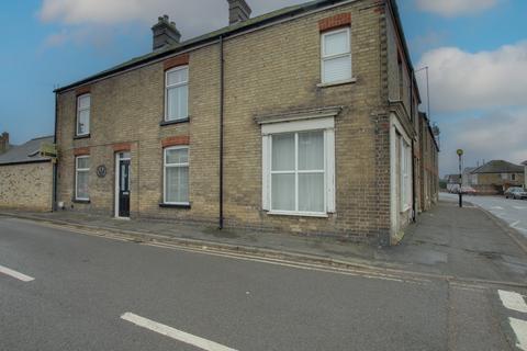 3 bedroom semi-detached house for sale, York Road, Chatteris