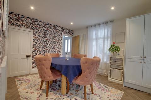 3 bedroom semi-detached house for sale, York Road, Chatteris