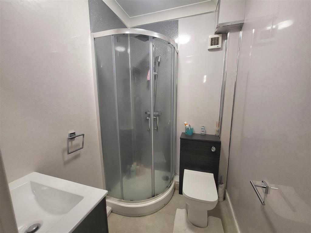 Ground floor shower