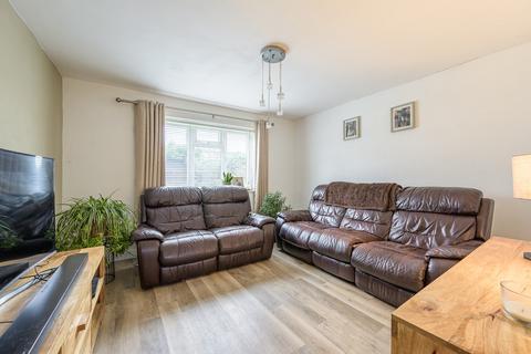 undefined, Knightley Close, Gnosall