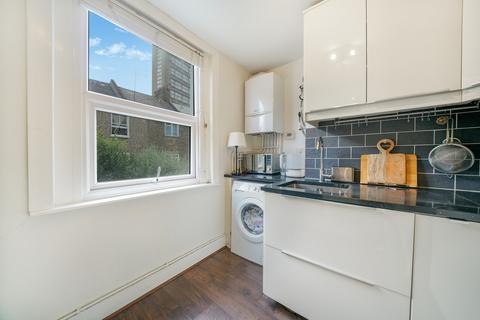 2 bedroom apartment for sale, Fermoy Road, London