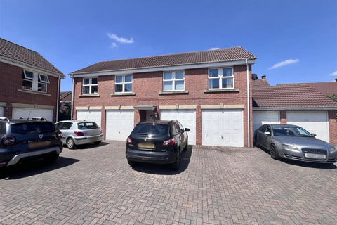 2 bedroom detached house to rent, Longridge Way, Weston-super-Mare, Somerset