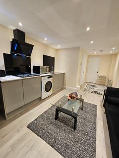 1 bedroom flat to rent, West Drayton Road, Uxbridge UB8