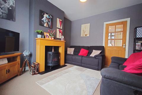 2 bedroom semi-detached house for sale, Barry Avenue, Bucknall