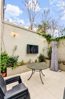 2 bedroom flat for sale, Redcliffe Square, Chelsea, London, SW10