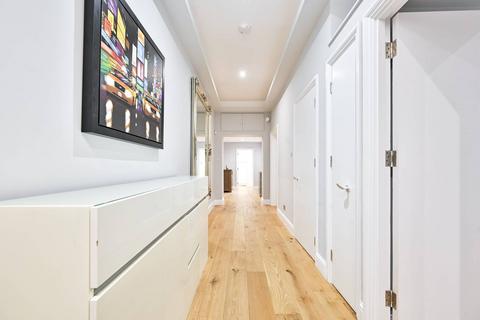 2 bedroom flat for sale, Redcliffe Square, Chelsea, London, SW10