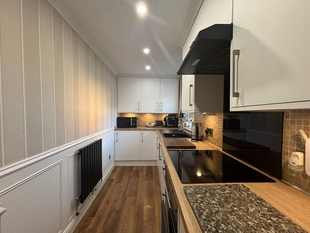 Kitchen 1..