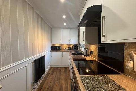 2 bedroom terraced house for sale, Bradford Road, Clayton, Bradford