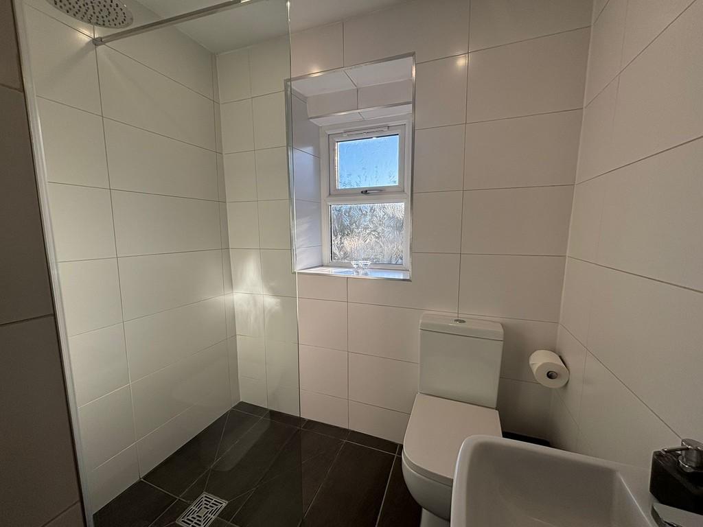 Bathroom 1..