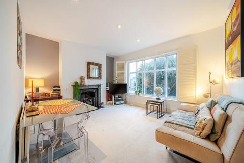 1 bedroom property for sale, Wandsworth Road, London, SW8