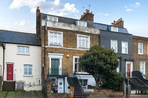 1 bedroom property for sale, Wandsworth Road, London, SW8