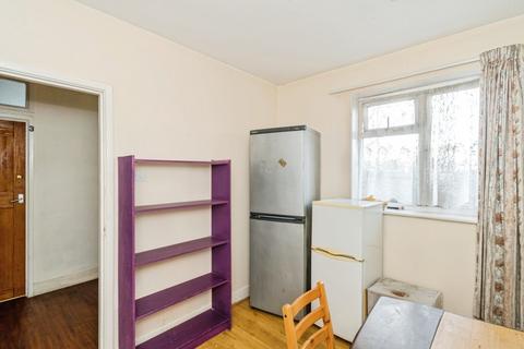3 bedroom detached bungalow for sale, High Road, Southampton