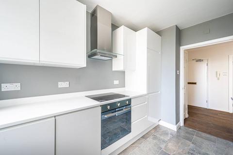 2 bedroom flat to rent, Cambridge Square, Hyde Park Estate, London, W2