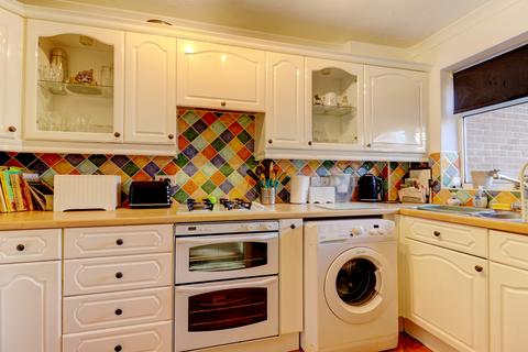 2 bedroom terraced house for sale, Lansdowne Way, Buckinghamshire HP11