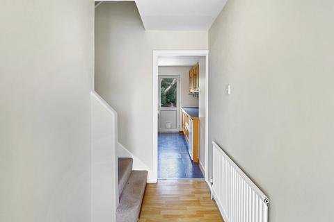 3 bedroom terraced house to rent, Lexington Close, Cambridge CB4