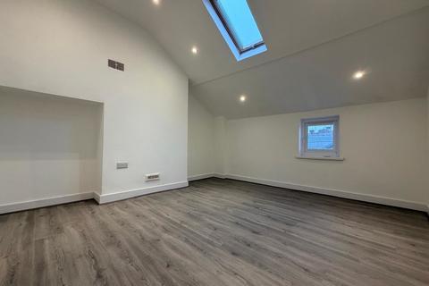 undefined, Ash Tree Road, Manchester