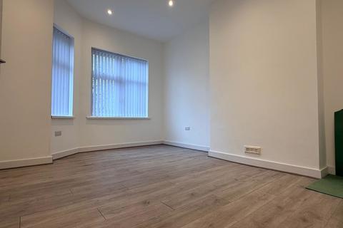 undefined, Ash Tree Road, Manchester