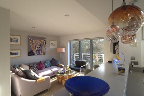 5 bedroom semi-detached house for sale, Simister Lane, Prestwich