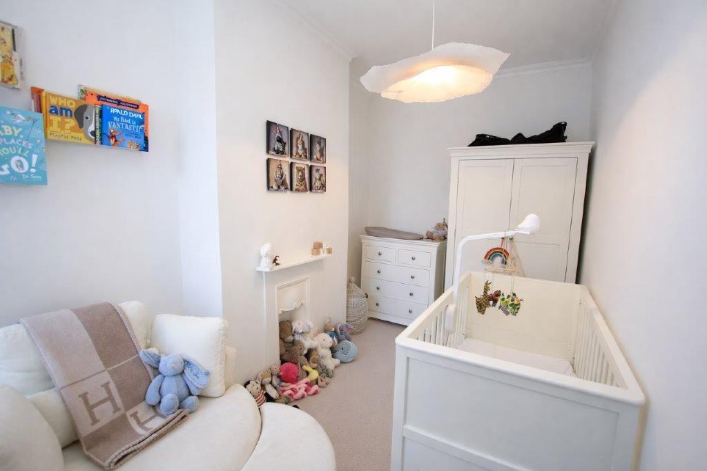 2nd bedroom
