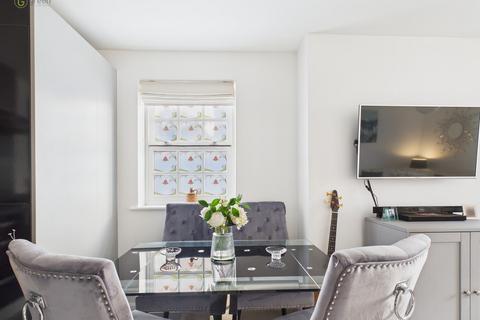 2 bedroom apartment for sale, Horseshoe Crescent, Birmingham B43