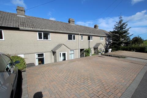 4 bedroom terraced house to rent, Trekeen Road, Penryn TR10