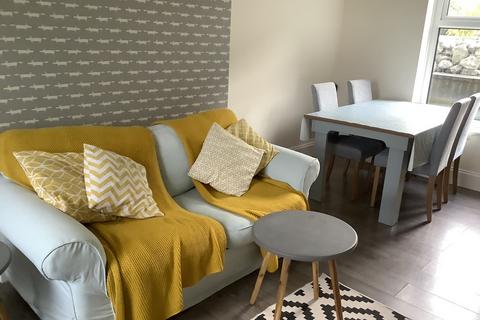 4 bedroom terraced house to rent, Trekeen Road, Penryn TR10