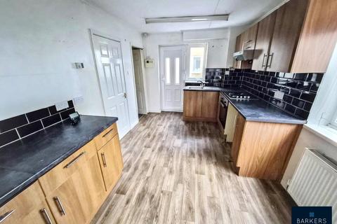 3 bedroom semi-detached house for sale, High Street, Hanging Heaton, Batley
