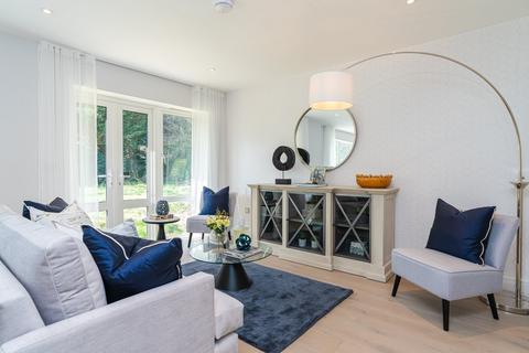2 bedroom flat for sale, Packhorse Road, Gerrards Cross, Buckinghamshire