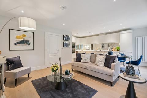 2 bedroom flat for sale, Packhorse Road, Gerrards Cross, Buckinghamshire