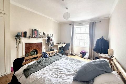4 bedroom flat to rent - 62C St. Pauls Road Clifton, Bristol BS8