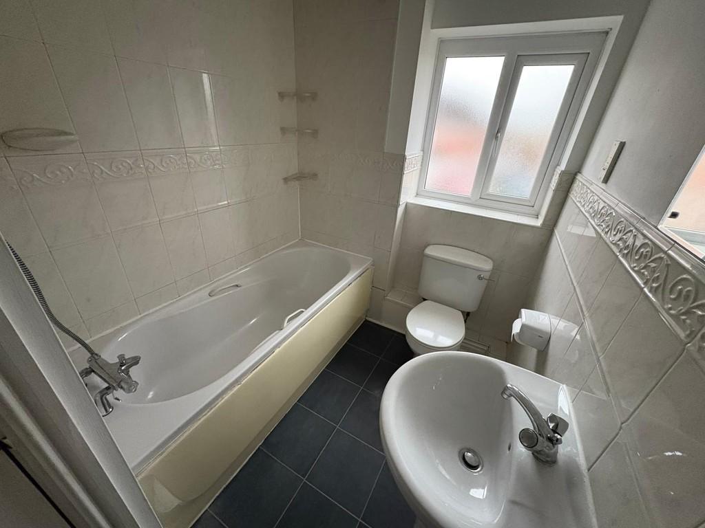 584707a4-919a-4e62-af44-325f6e20d990