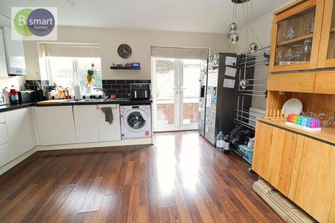 undefined, Buckingham Road, Doncaster DN12