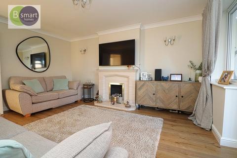 4 bedroom detached house for sale, College Court, Mexborough S64