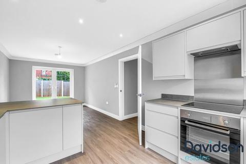 2 bedroom flat to rent, Woodleigh Avenue, Birmingham B17