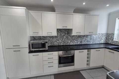 2 bedroom apartment to rent, Symphony Court, Birmingham B16