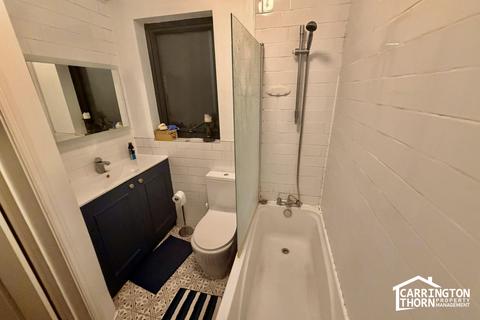 1 bedroom house of multiple occupation to rent, York Rise, London, NW5 1SB