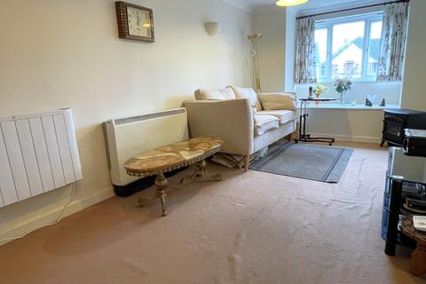 1 bedroom ground floor flat for sale, Rectory Road, Tiptree