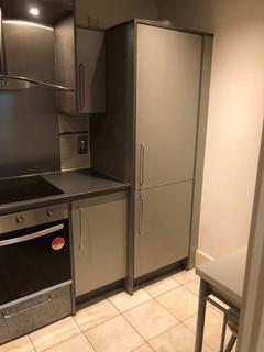 2 bedroom flat to rent, Bridge House, 18 St. George Wharf, London, SW8