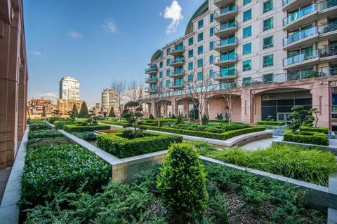 2 bedroom flat to rent, Bridge House, 18 St. George Wharf, London, SW8