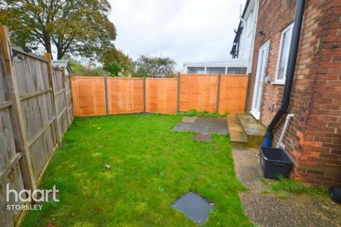 2 bedroom end of terrace house for sale, Hart Lane, Luton