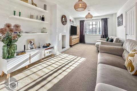 3 bedroom semi-detached house for sale, Parr Drive, Colchester