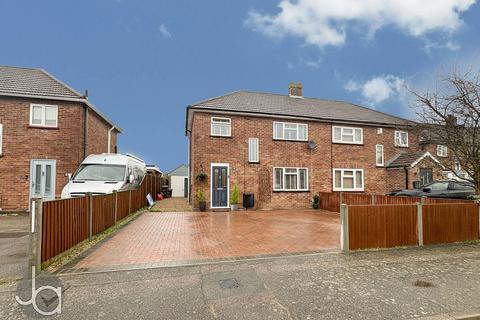3 bedroom semi-detached house for sale, Parr Drive, Colchester