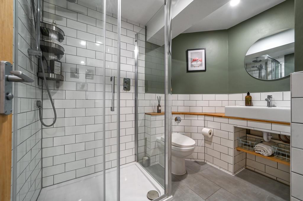 Mudflats-gournd bathroom