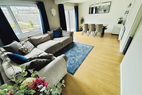 3 bedroom terraced house for sale, Mallory Road, Bishops Tachbrook, Leamington Spa
