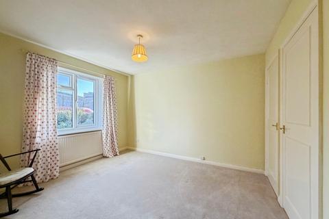 3 bedroom house to rent, Eastwell Barn Mews, Tenterden